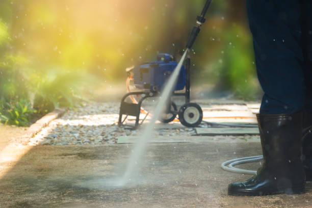 Best Driveway Cleaning and Restoration in Oakwood, GA